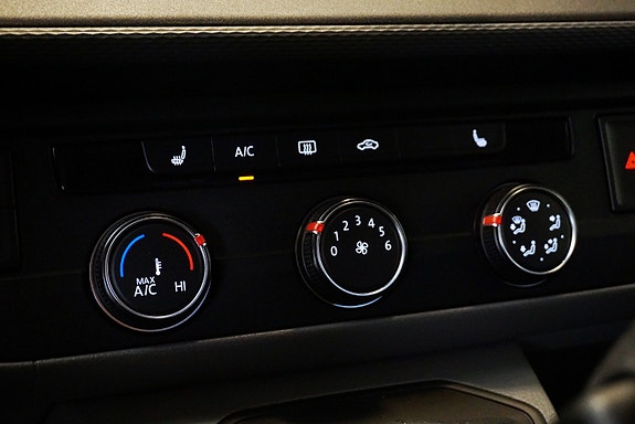 Volkswagen Transporter 17 of 27
