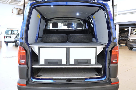 Volkswagen Transporter 26 of 29