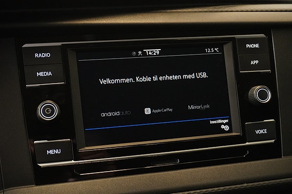 Volkswagen Transporter 16 of 29