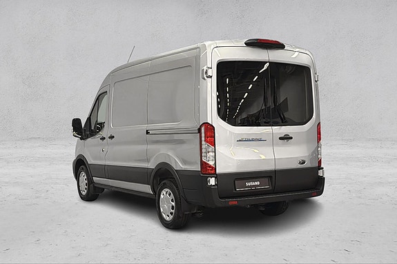 Ford Transit 3 of 5