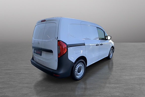 Mercedes-Benz eCitan 2 of 15