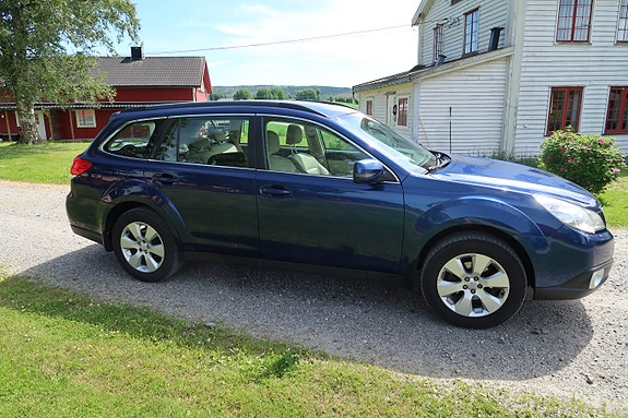 Subaru Legacy 4 of 30