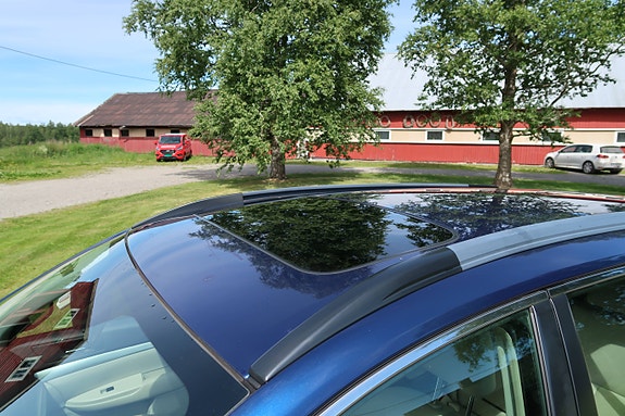 Subaru Legacy 10 of 30