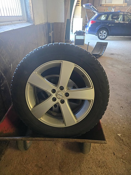 Subaru Legacy 23 of 30