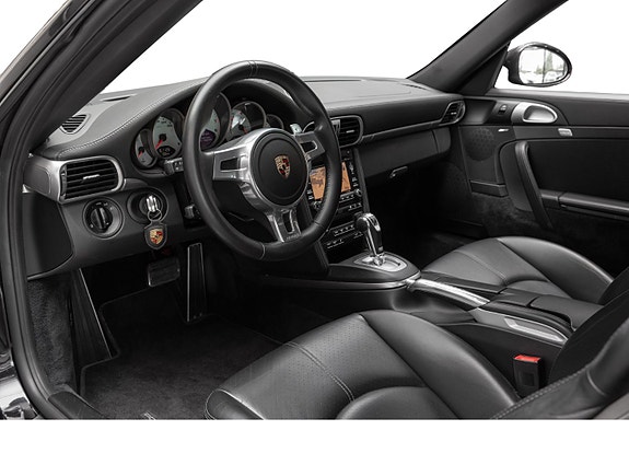 Porsche 911 4 of 5