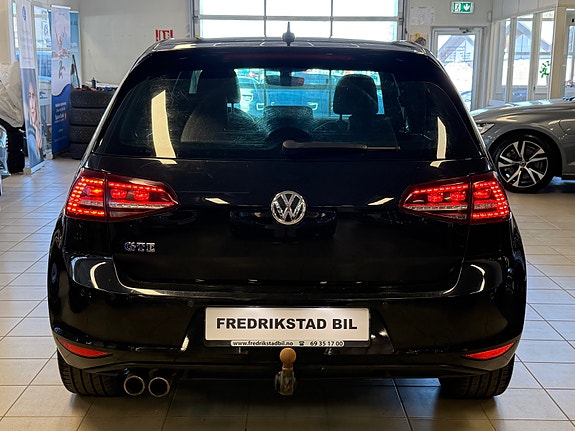 Volkswagen Golf VII 3 of 5