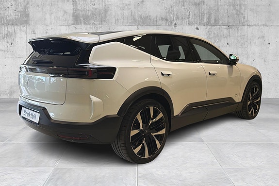 Polestar 3 5 of 5