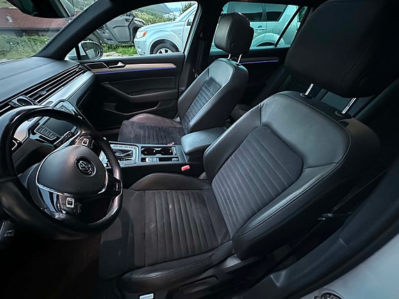 Volkswagen Passat 15 of 18