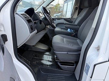 Volkswagen Transporter 10 of 25