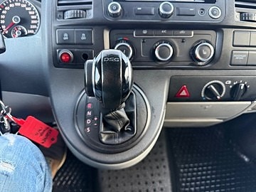 Volkswagen Transporter 13 of 25