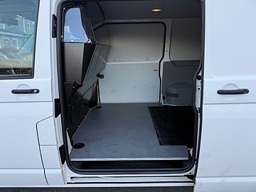 Volkswagen Transporter 25 of 25