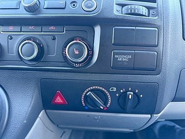 Volkswagen Transporter 17 of 25