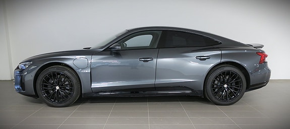 Audi e-tron GT 7 of 30