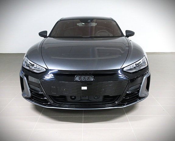 Audi e-tron GT 3 of 30