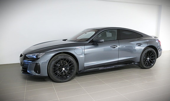 Audi e-tron GT 8 of 30