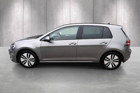 Volkswagen e-Golf VII 4 of 5
