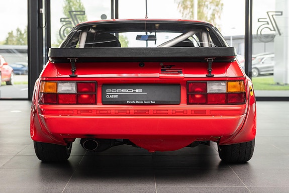 Porsche 924 11 of 30