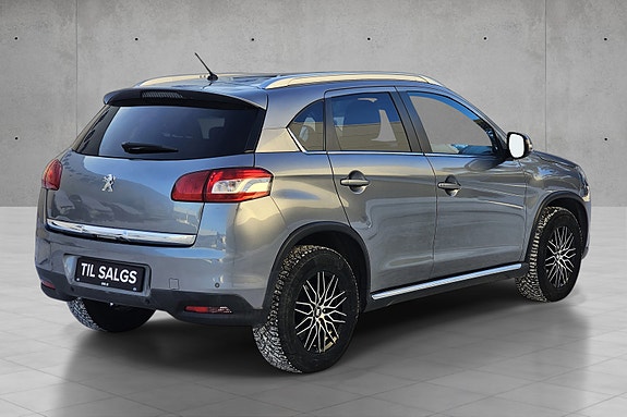 Peugeot 4008 3 of 30