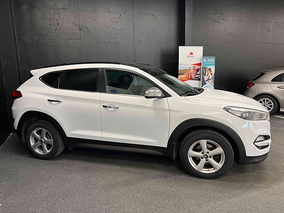 Hyundai Tucson 4 of 5
