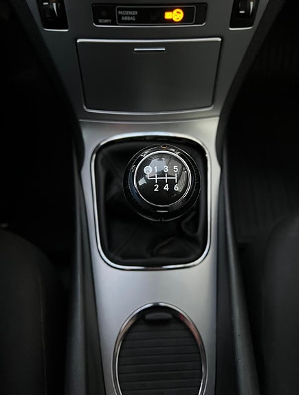Toyota Avensis 12 of 18