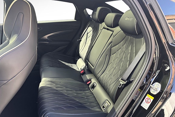 BYD Seal 11 of 20