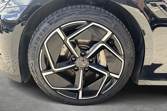 BYD Seal 8 of 20