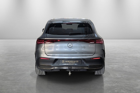 Mercedes-Benz EQE500 3 of 5