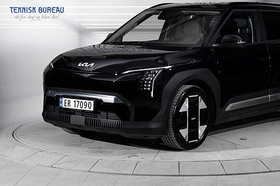 Kia EV3 2 of 5