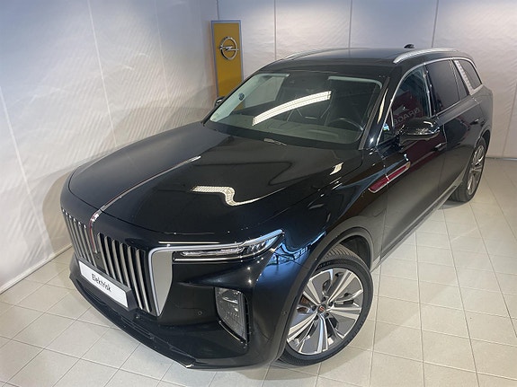 Hongqi E-HS9 6 of 30