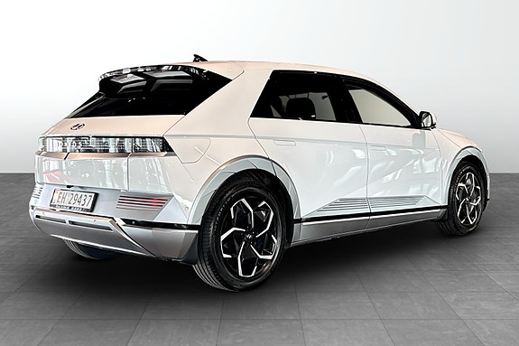 Hyundai Ioniq 5 5 of 5