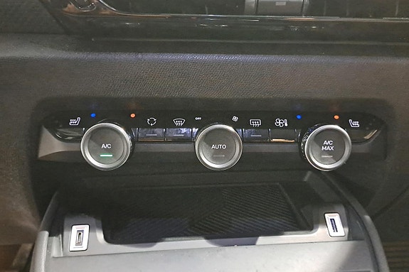 Citroen E-C4 11 of 27