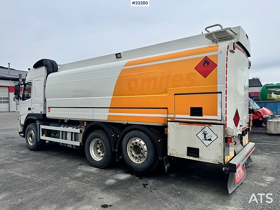 Volvo FM410 Tankbil 4 of 30