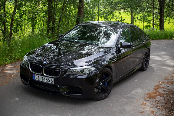 BMW M5 5 of 5