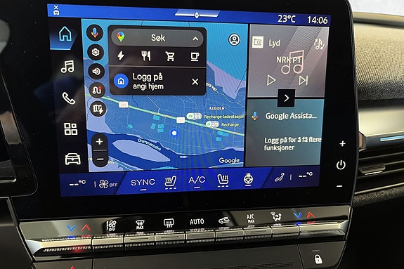Berøringsskjerm med Apple CarPlay /Andriod Auto  og navigasjonskontroller.