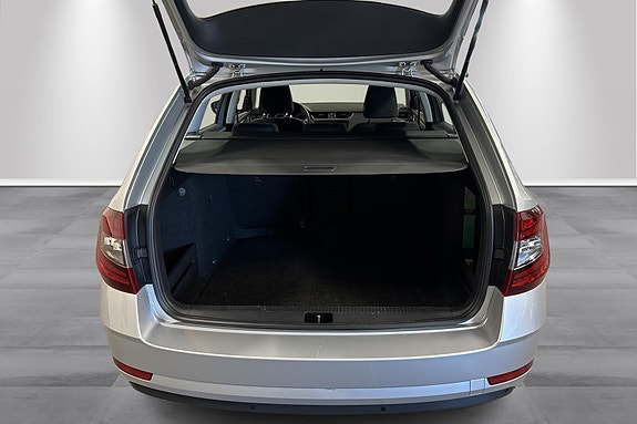 Skoda Octavia 5 of 5