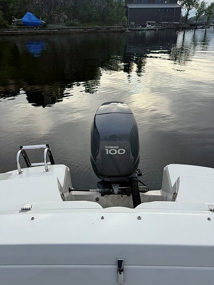 Finnmaster 55 SC m/Yamaha 100 hk – kun 67 timer, én eier siden ny 2 of 5