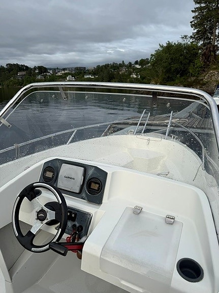 Finnmaster 55 SC m/Yamaha 100 hk – kun 67 timer, én eier siden ny 4 of 5