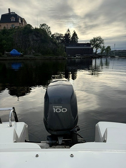 Finnmaster 55 SC m/Yamaha 100 hk – kun 67 timer, én eier siden ny 3 of 5