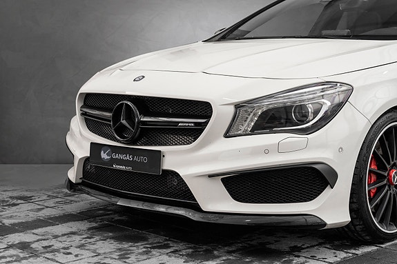 Mercedes-Benz CLA45 2 of 5