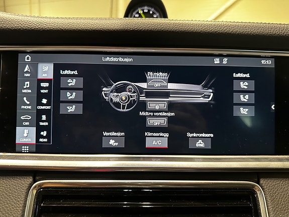 Porsche Panamera 27 of 30