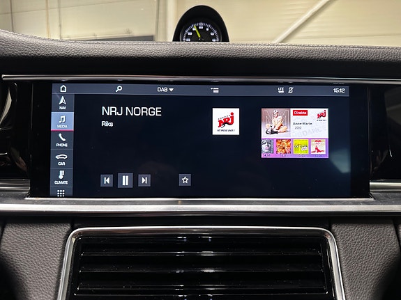 Porsche Panamera 29 of 30