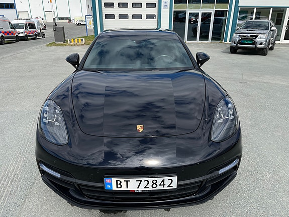 Porsche Panamera 9 of 30