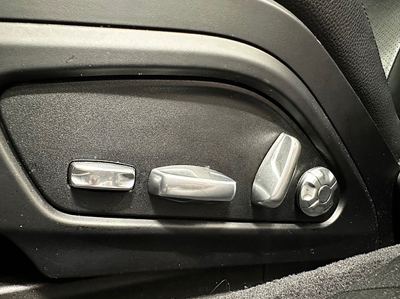 Porsche Panamera 23 of 30