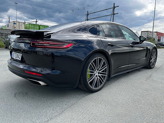 Porsche Panamera 5 of 5