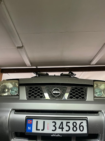 Nissan X-Trail 3 of 6
