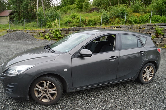 Mazda 3 8 of 15