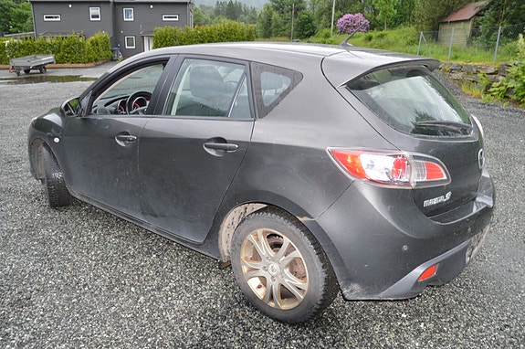 Mazda 3 7 of 15