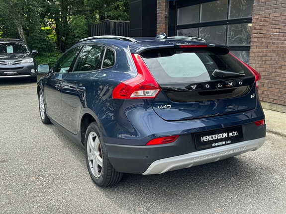Volvo V40 Cross Country 5 of 5