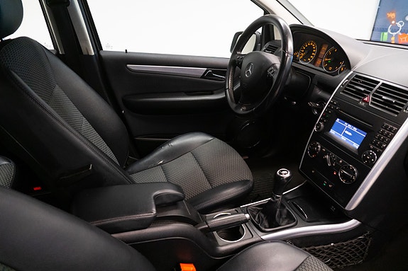 Mercedes-Benz A160 18 of 30