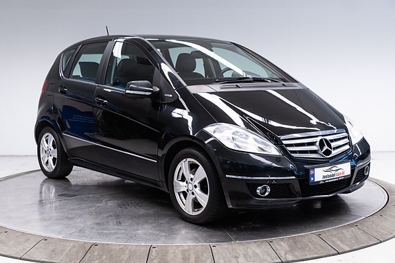 Mercedes-Benz A160 12 of 30